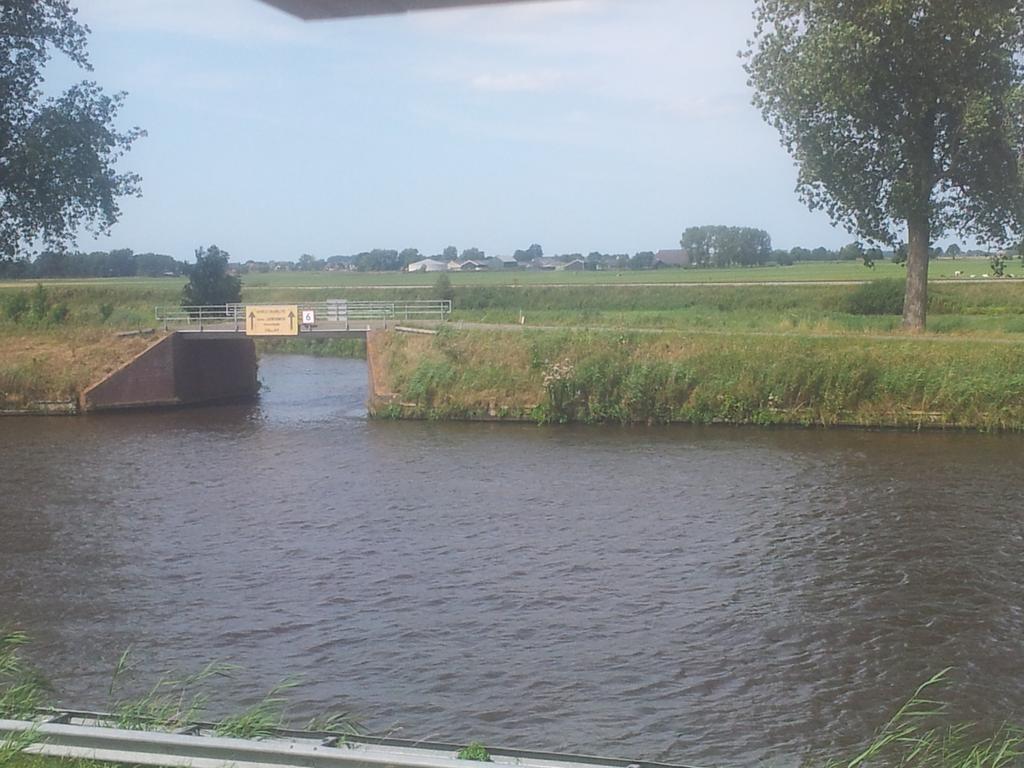 Groningen Buiten B&B Zuidhorn الغرفة الصورة